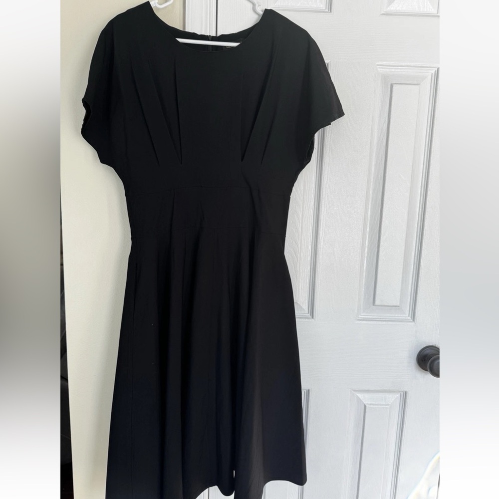 GownTown Retro-Style Black Mid-Length Dress with Pockets, Size 2XL